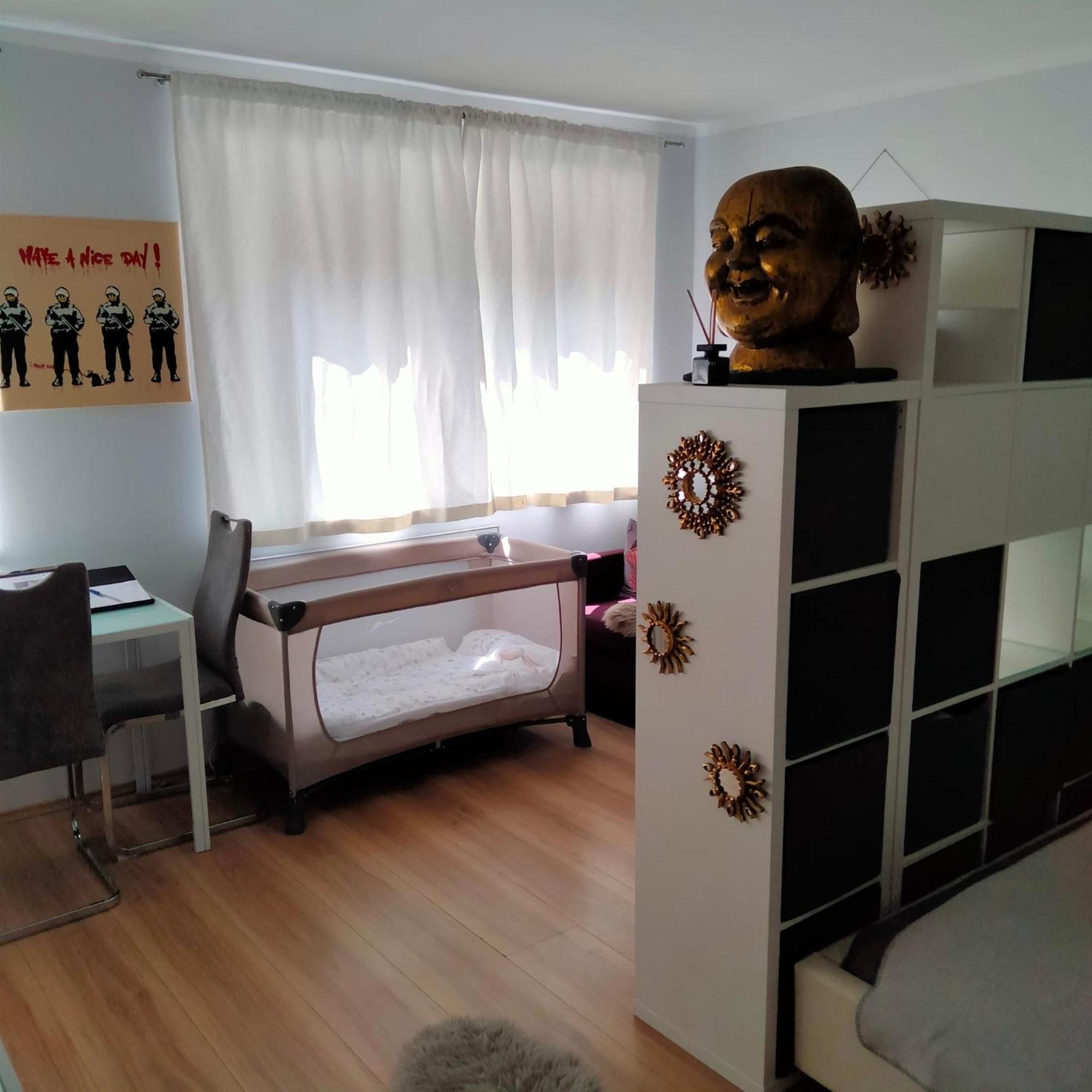 Apartment Business-apartment 1-6 Months